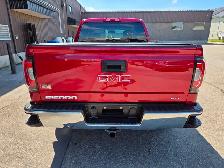 2018 GMC Sierra 1500 SLT / 6.2L ! / 4X4 / Z71 PACKAGE Crew Cab - Photo 8