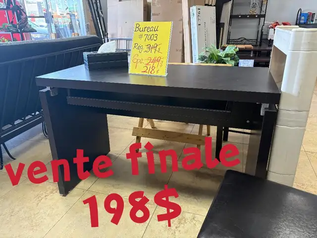 LE PLUS BAS PRIX!! Des Bureaux en liquidation!!