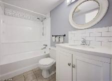 2 BED | 2 BATH | 2 PARKING CONDO WITH INDOOR POOL - Photo 4