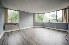 2 BED | 2 BATH | 2 PARKING CONDO WITH INDOOR POOL - Photo 6