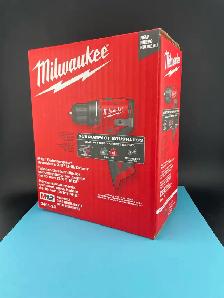 Milwaukee 3/8" 3401-20 Drill Driver Like new - Photo 2