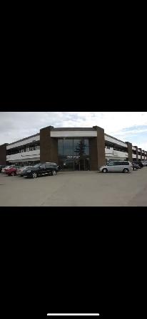 1600 ft.² Office FOR LEASE