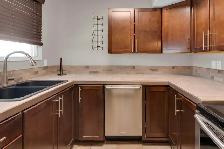 MASSIVE $50K  PRICE DROP! UPDATED OAKRIDGE TOWNHOUSE FOR SALE - Photo 4