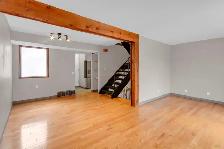 MASSIVE $50K  PRICE DROP! UPDATED OAKRIDGE TOWNHOUSE FOR SALE - Photo 5