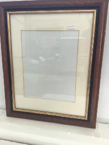 VARIETY OF PICTURE FRAMES - Photo 3
