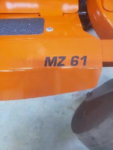 HUSQVARNA MZ61 SPECIAL EDITION ZERO TURN - Photo 2