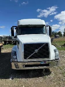 LOOKING FOR class  1 exp driver for CANADA
