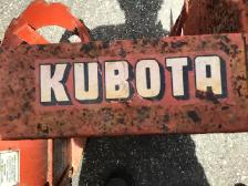 KUBOTA 4 foot BELTDRVEN SNOWBLOWER - Photo 3