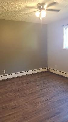 1 bedroom unit - Located in Crestwood - Photo 6