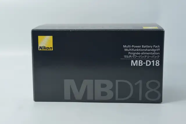 MB-D18 ( Grip for D850 ) Multi-Power Battery Pack ID 3038