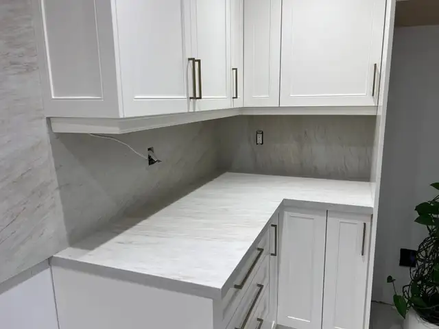 Kitchen Countertops! Big Savings on Granite & Quartz