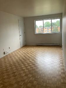 4 1/2 TOUT INCLUS à Ste-Foy pour JUILLET ou AOÛT - Photo 3