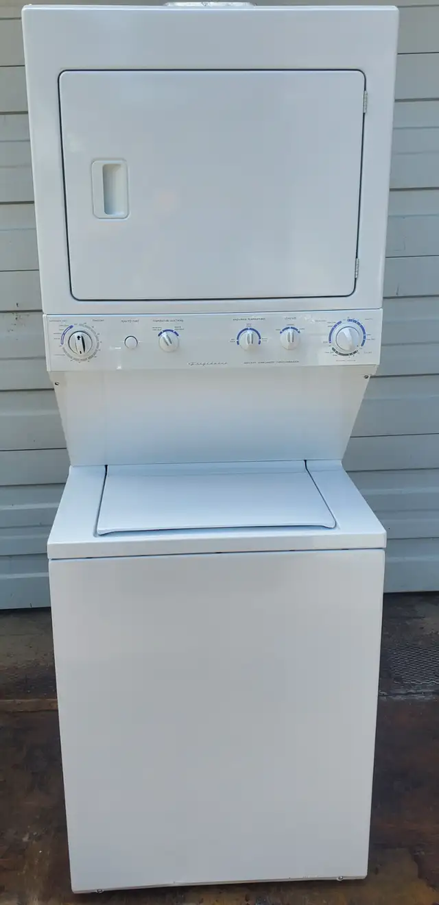Frigidaire Stackable W/D - Very Good C