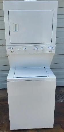 Frigidaire Stackable W/D - Very Good C