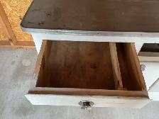 ANTIQUE PANTRY - Photo 3