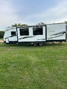 2022 East To West Alta Camper 2800 BKH - Photo 4