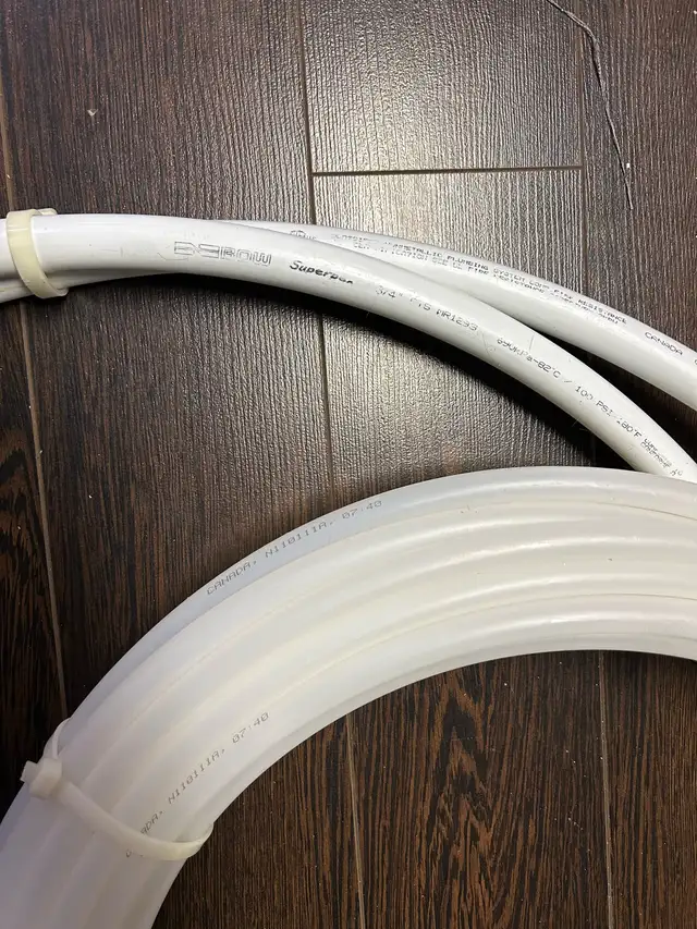 PEX PIPE/WATER LINE