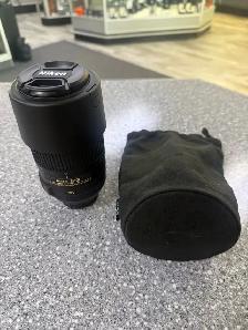 Nikon 50-300 AF-S DX ED VR Lens 4.5-5.6G With Pouch