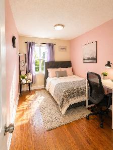 ✔️MASTER ROOM | MINS TO SCARB.GO |ST. CLAIR & MIDLAND| 1 PARKING - Photo 3