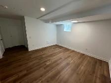 Beautiful 2 Bedroom Basement Apartment - Photo 4