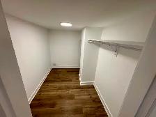 Beautiful 2 Bedroom Basement Apartment - Photo 7