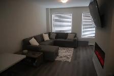 PRIVATE ROOM WITH PRIVATE WASHROOM IN SHARED TOWNHOUSE - Photo 5