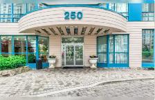 SQUARE ONE - GROUND FLOOR - END UNIT 1BD, 1BATH CONDO FOR RENT