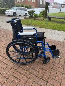 DRIVE MEDICAL WHEELCHAIR NEW 18" DELIVERED - Photo 2