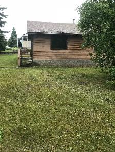 3 Bedroom House for Rent in Rimbey w/Large yard - Photo 2