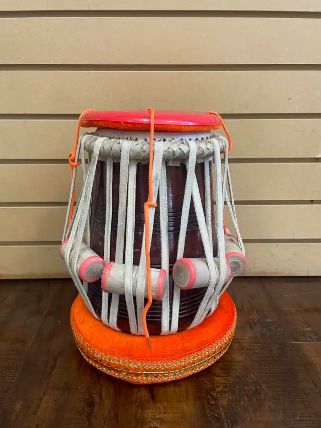 Tabla Dayan 5⅝″ C/C♯ Red Sheesham $30 off