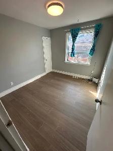 4 Bed 2 WR Mainfloor Rent - Lawrence/Markham - Available NOW - Photo 4
