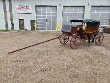 #26FG - Two Well Maintained Horse Drawn Carriages Up for Auction - Photo 2