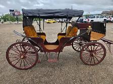 #26FG - Two Well Maintained Horse Drawn Carriages Up for Auction - Photo 4