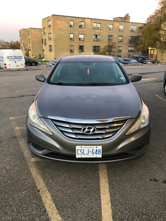 FOR SALE: 2011 Hyundai Sonata