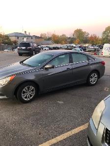 FOR SALE: 2011 Hyundai Sonata - Photo 3