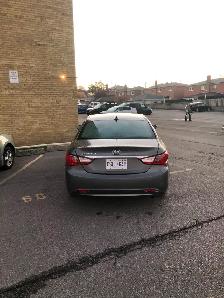 FOR SALE: 2011 Hyundai Sonata - Photo 4