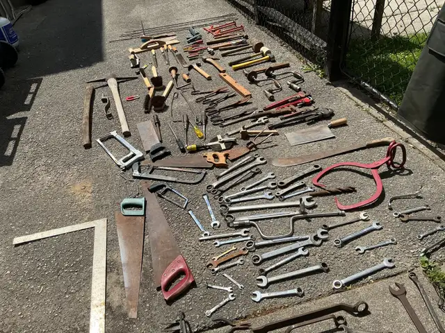 Large Assortment of Vintage & Modern Hand Tools !