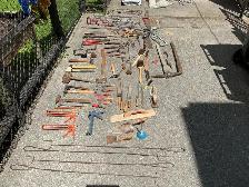 Large Assortment of Vintage & Modern Hand Tools ! - Photo 4