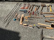Large Assortment of Vintage & Modern Hand Tools ! - Photo 5