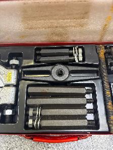 Bearing Puller Set - Photo 3