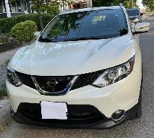 Nissan Qashqai  (2017) SL with platinum package top trim - Photo 2