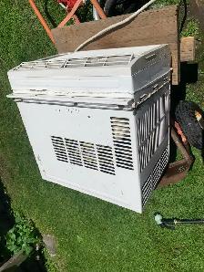 Air conditioner - Photo 2