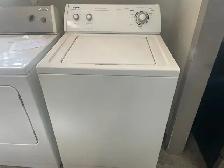 Laveuse seule traditionnelle blanche Inglis