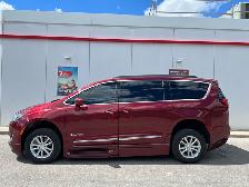 2017 Chrysler Pacifica TOURING-L-WHEELCHAIR VAN-POWER RAMP-35KMS - Photo 10