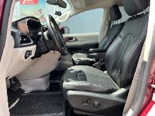 2017 Chrysler Pacifica TOURING-L-WHEELCHAIR VAN-POWER RAMP-35KMS - Photo 15