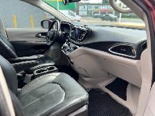 2017 Chrysler Pacifica TOURING-L-WHEELCHAIR VAN-POWER RAMP-35KMS - Photo 20