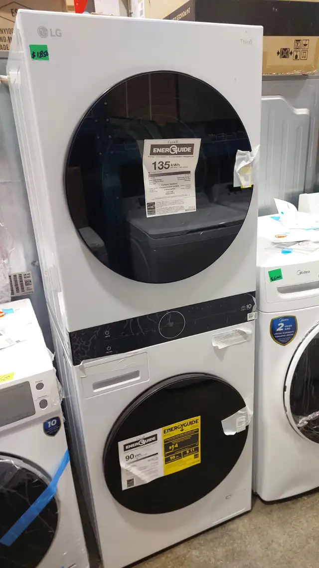 LG Compact 24' Front Load Electric Washer/Dryer Laundry Tower
