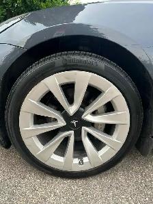 2022 Tesla Model 3 - Photo 9