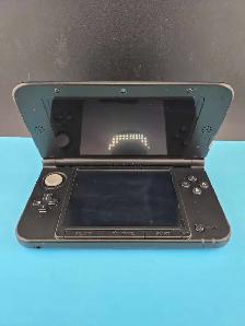 Nintendo 3DS XL Pokémon X Y Edition Console - Photo 3