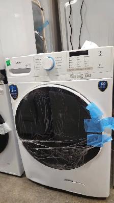 Midea 24' 3.1 Cu.Ft. All in One Ventless Washer Dryer Combo - Photo 2
